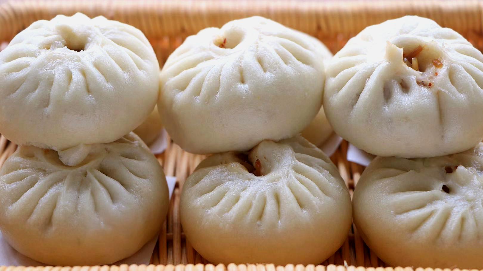 beat365在线登录官网：张根硕突然应援新人歌手Phantom Phantom专辑大发预感(图1)