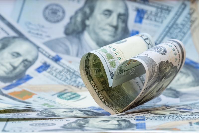 王一浩《野兽》mv侧拍曝光 轻松驾驭多种风格“beat365在线官网登录”(图2)