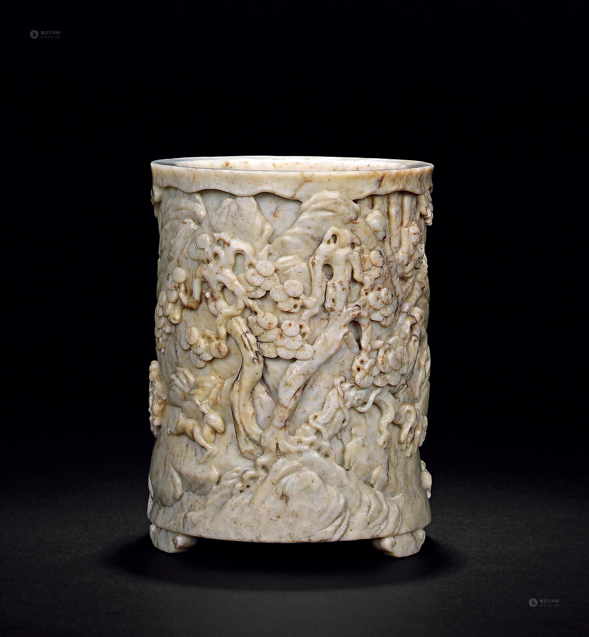 beat365在线登录官网：何超仪携乐队亮相广州草莓音乐节 热唱嗨翻全场(图3)